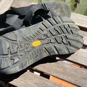 mens chacos clearance